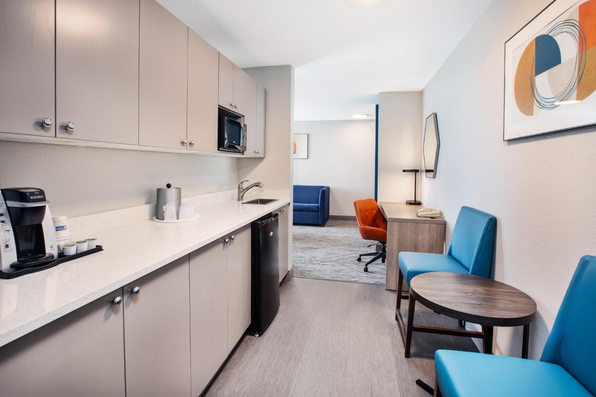 Holiday Inn Express & Suites Buffalo, An Ihg Hotel Ngoại thất bức ảnh