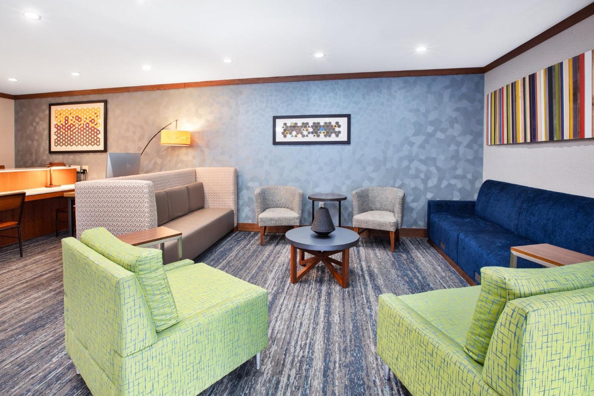 Holiday Inn Express & Suites Buffalo, An Ihg Hotel Ngoại thất bức ảnh